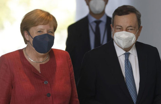 İtalya Başbakanı da Merkel gibi iki aşısını farklı yaptırdı