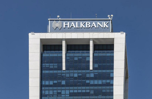 Halkbank vadesi gelen 40 milyar liralık kredi ödemesini erteledi