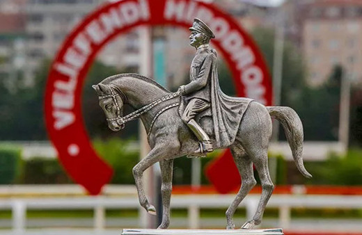 95. Gazi Koşusu’nu 'Burgas' kazandı! Jokey Ahmet Çelik'in üst üste 7'nci zaferi