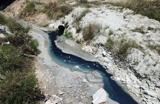 Arnavutköy'de dereye 'zehir' bırakan fabrikanın faaliyeti durduruldu