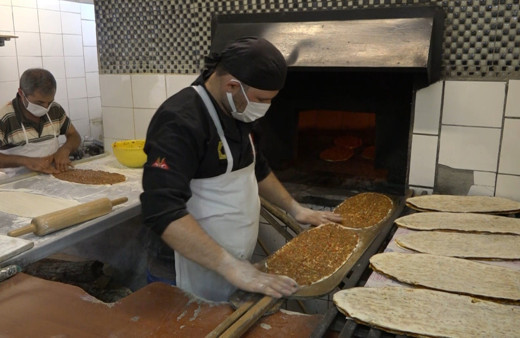 Ustalar Bodrum'daki 200 liralık lahmacunun gerçek maliyetini açıkladı
