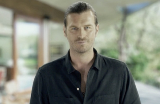 Kıvanç Tatlıtuğ Netflix'in efsane dizisi Into The Night'ta rol aldı