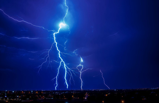 Hindistan'da yıldırım düştü! Çok sayıda ölü ve yaralı var