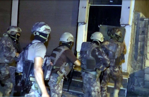 Cumhuriyet tarihinin en büyük narkotik operasyonu: 253 gözaltı