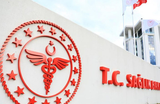 Sağlık Bakanlığı koronavirüs pandemisindeki bir kuralı daha kaldırdı!