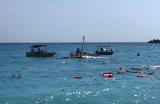 Muğla Fethiye'de tekne faciası! 35 yolculu tur teknesi battı yaralılar var