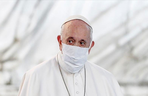 Papa Franciscus ameliyat için hastaneye kaldırıldı