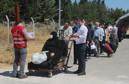 Suriyelilerin bayram için Kilis'ten ülkelerine yolculuğu başladı