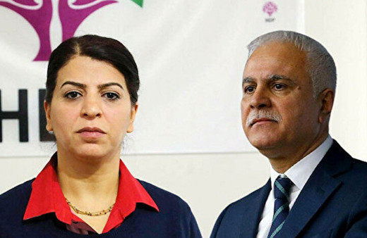 HDP'li Sibel Yiğitalp'den İYİ Partili Koray Aydın'a: Irkçılığınızda boğulun