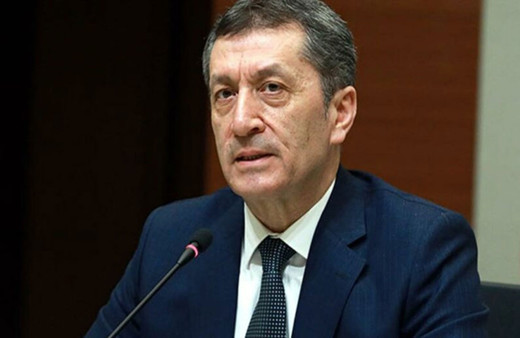 Ziya Selçuk'tan 'Telafide Ben de Varım' paylaşımı: Öğrencileriyle türkü söyleyen hoca kolay bulunmaz