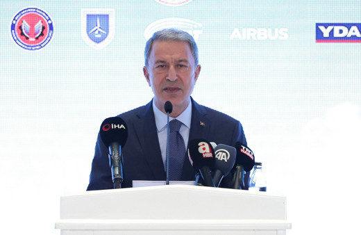 Milli Savunma Bakanı Akar'dan kritik Afganistan görüşmesi