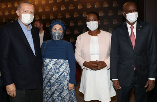 Emine Erdoğan'dan suikasta uğrayan Haiti Cumhurbaşkanı için taziye mesajı