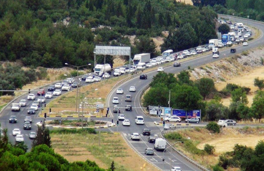 Yerli turist Kurban Bayramı tatilinde Muğla'ya akın ediyor! Trafik il dışına taştı