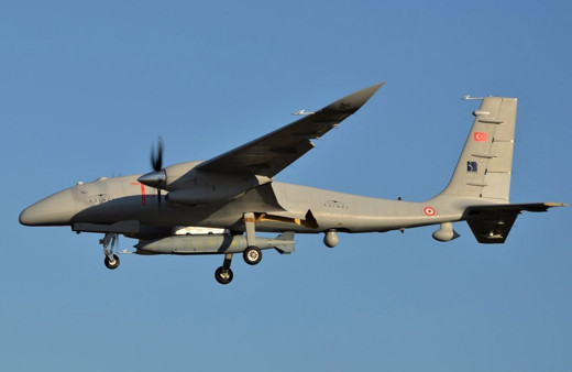 Bayraktar AKINCI TİHA'dan bir başarı daha: 1360 kilo faydalı yükle uçtu