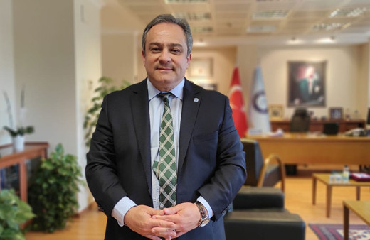 Bilim Kurulu üyesi Necmi İlhan maskelerin ne zaman çıkacağını açıkladı! 'Şemsiye gibi olacak'