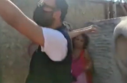 Türk bayrağını yırtıp üzerine bastığı iddia edilen İranlı kadın gözaltına alındı