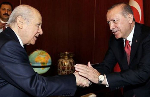 MHP lideri Devlet Bahçeli'den Cumhurbaşkanı Erdoğan'a tebrik mesajı! 3. yıldönümünü kutladı