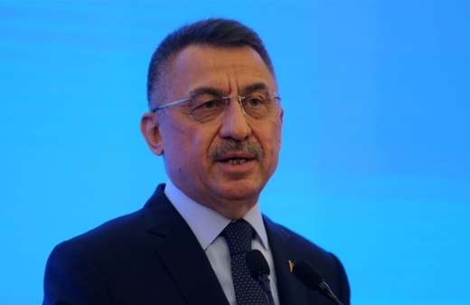 Cumhurbaşkanı Yardımcısı Oktay, Srebrenitsa Soykırımı kurbanlarını andı