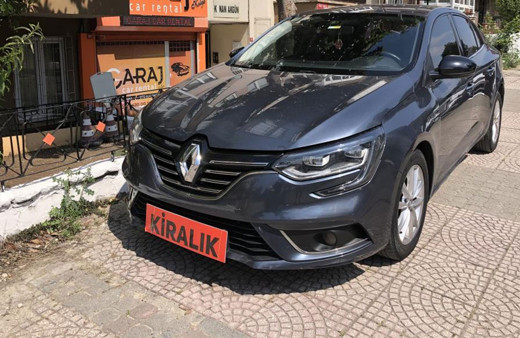 Bayram öncesi hareketlilik! Kiralık araçlar yoğun talep görüyor