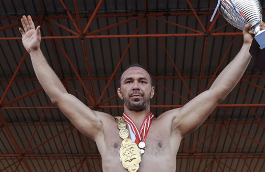 Ali Gürbüz kimdir aslen nereli Başpehlivan Ali Gürbüz kaç yaşında?