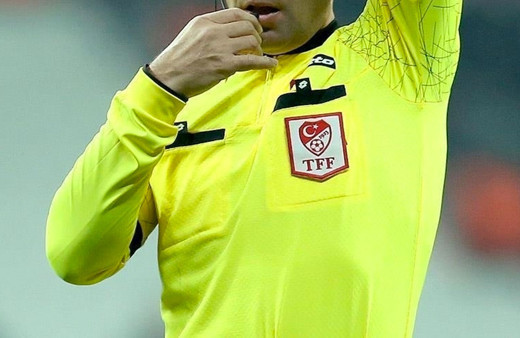 Futbolda 2021-2022 sezonunda görev yapacak hakemler açıklandı