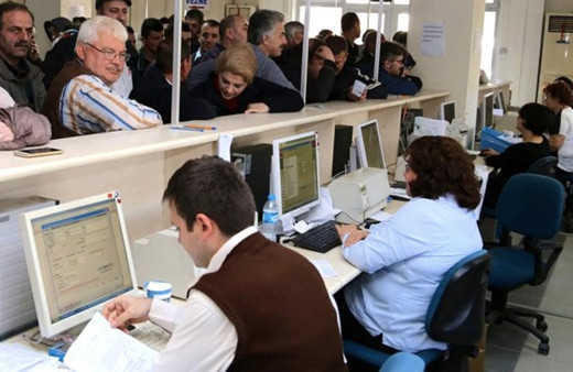 Yarın bankalar açık mı 15 Temmuz banka çalışma saatleri düzenlemesi