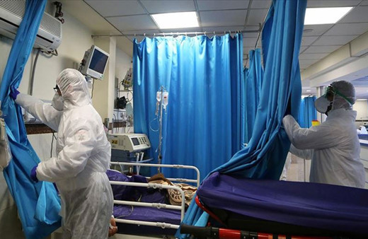 Yunanistan'da günlük Kovid-19 vakaları 10 kat arttı! Yasaklar geri geliyor