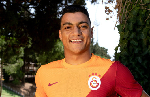 Galatasaray yeni sezon formalarını tanıttı