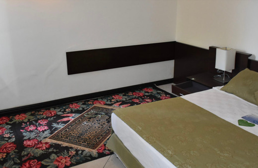 15 Temmuz'da Erdoğan'ın kaldığı oteldeki izler hala duruyor