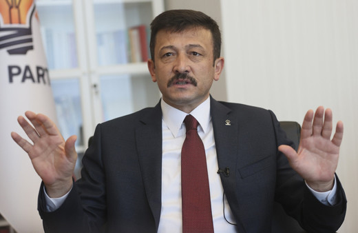 AK Partili Hamza Dağ'dan Tunç Soyer'e 15 Temmuz tepkisi