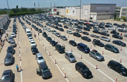 Kurban Bayramı'nı memleketlerinde geçirmek isteyen gurbetçilerin yurda gelişleri sürüyor