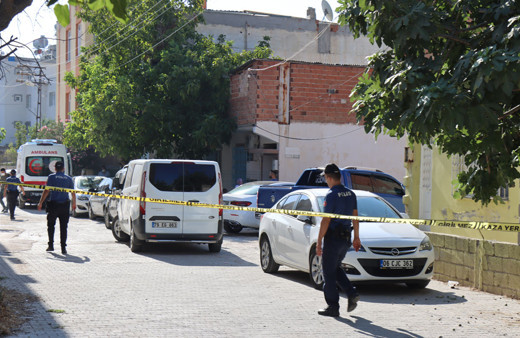 Kilis'te yaşandı! Bir kişi eşini silahla yaraladıktan sonra intihar etti