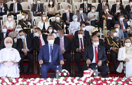 KKTC'de protokol krizi! İYİ Partililer tören alanını terk edip Türkiye'ye döndü