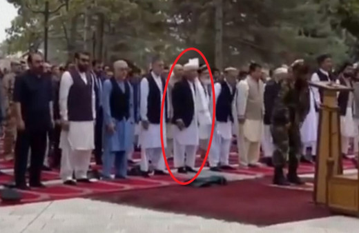 Afganistan'daki bayram namazı sırasında saray yakınlarına roket atıldı