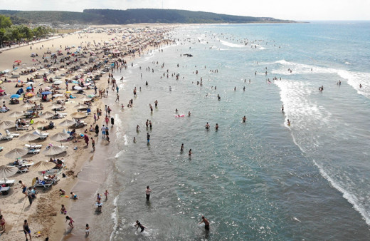 İstanbul'un yanı başında denize girmek yasaklandı! Kaymakamlık kararı açıkladı