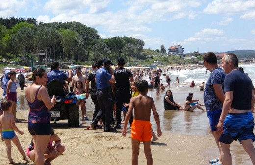 Şile’de denize girme yasağına rağmen plajlar doldu taştı