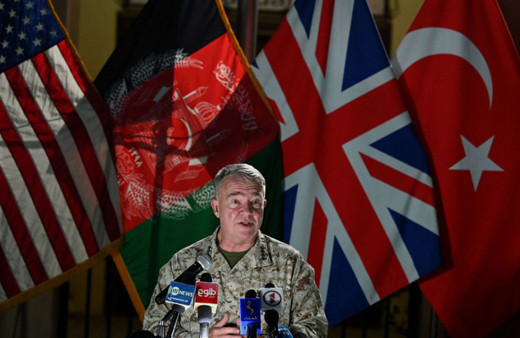 Amerikalı generalden Türk bayrağı önünde sürpriz açıklama
