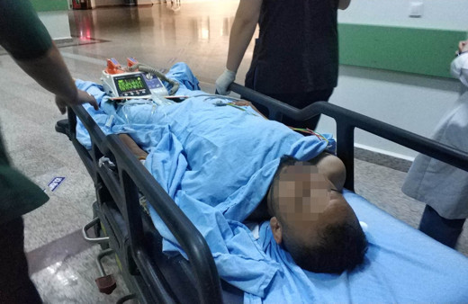 Samsun'da karnından bıçaklandı bağırsakları dışarı çıktı! İç çamaşırına bakın ne saklamış