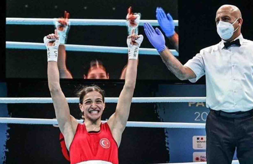 Buse Naz Çakıroğlu, Tokyo Olimpiyatları'nda çeyrek finalde