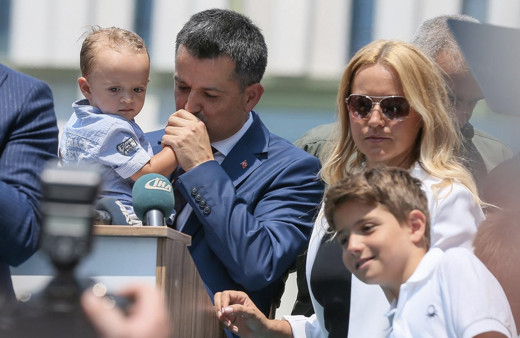 Bekir Pakdemirli eşi Ahu Pakdemirli kimdir aslen nereli? Ahu Pakdemirli mesleği nedir