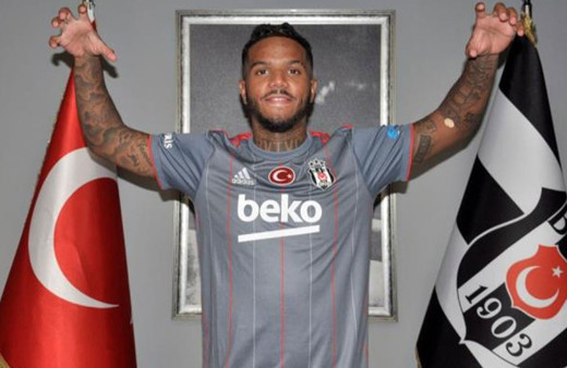 Valentin Rosier, yeni sözleşmeye resmen imza attı