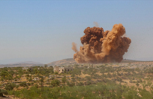 Suriye'nin güneyindeki Dera'da Esed rejiminin saldırıları püskürtüldü