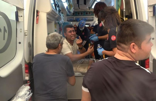 Antalya'da yangından son anda kurtulan genç: Babam bile bile alevlerin içinde kaldı