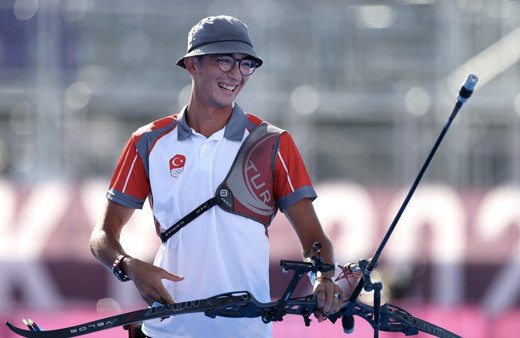 Mete Gazoz hasta mı hastalığı nedir? Mete Gazoz anne ve babası kimdir?