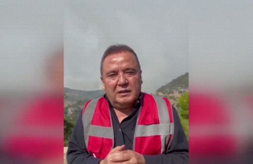 Muhittin Böcek yetkililere seslendi: Yanıyor insanlar