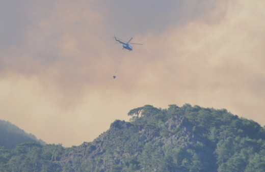 Yangın söndürme helikopterinin düştüğü haberlerine yalanlama