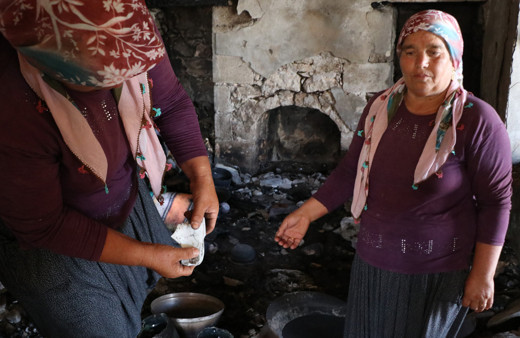 Mersin'de 6 yıl biriktirdi 1 gecede yanıp kül oldu: Yataktan bir anda fırlayıp...