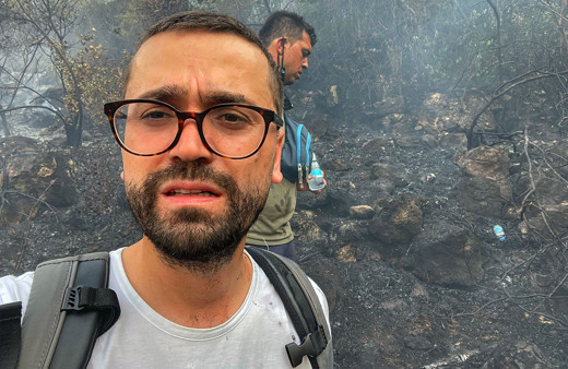 Adem Metan orman yangınlarıyla ilgili tüm bilgileri bölgeden aktarıyor