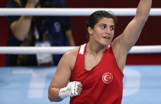 Tokyo 2020'de Busenaz Sürmeneli finale yükseldi, yangınları çıkaranlara net mesaj