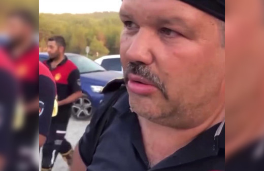 Antalya'da 'utansınlar' deyip isyan etti! Sakaryalı itfaiyeci büyük beğeni topladı